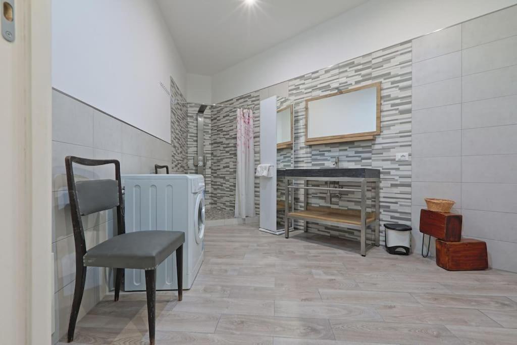 Ferienwohnung La Casuzza Del Borgo - Porto - Politeama Palermo Exterior foto